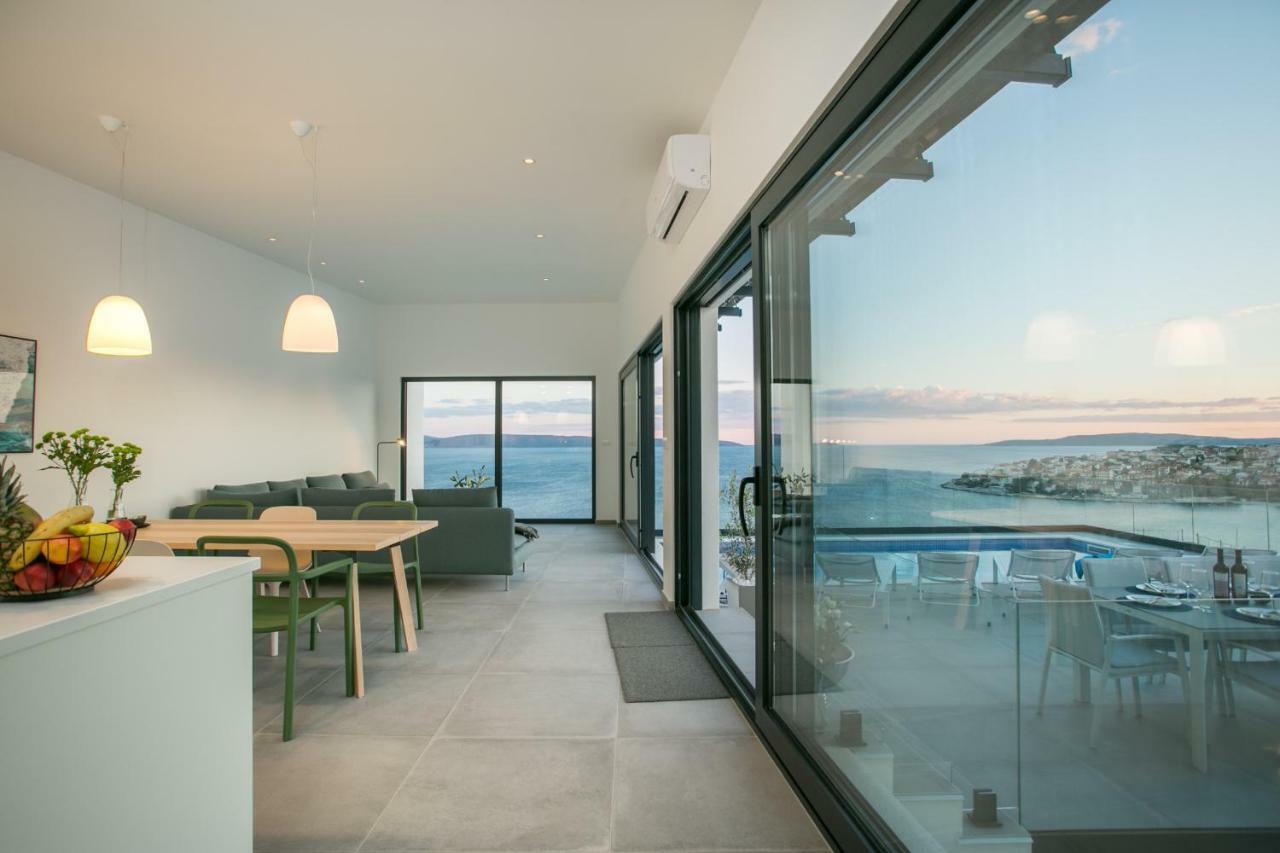 Holiday Home Olive Exclusive - 8 People, Heated Pool, Okrug Gornji, Sea View تروغير المظهر الخارجي الصورة