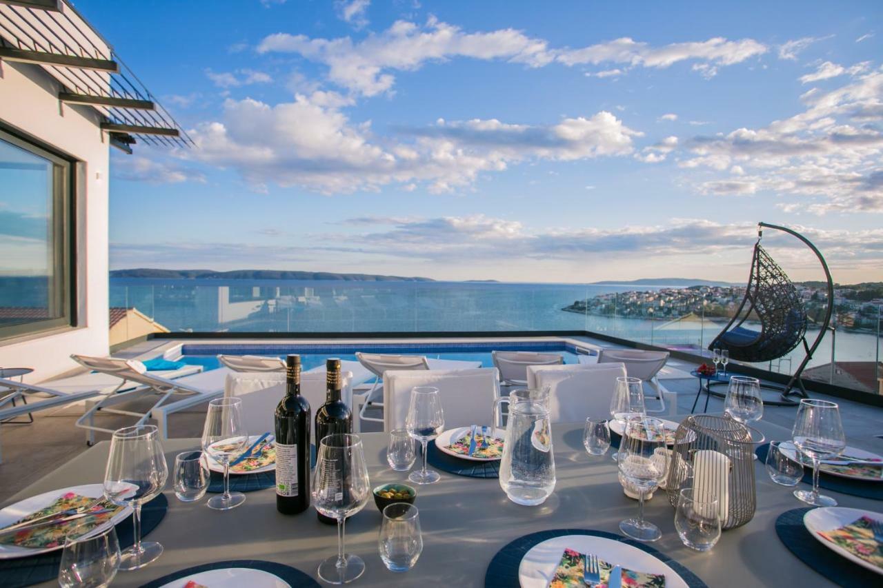 Holiday Home Olive Exclusive - 8 People, Heated Pool, Okrug Gornji, Sea View تروغير المظهر الخارجي الصورة