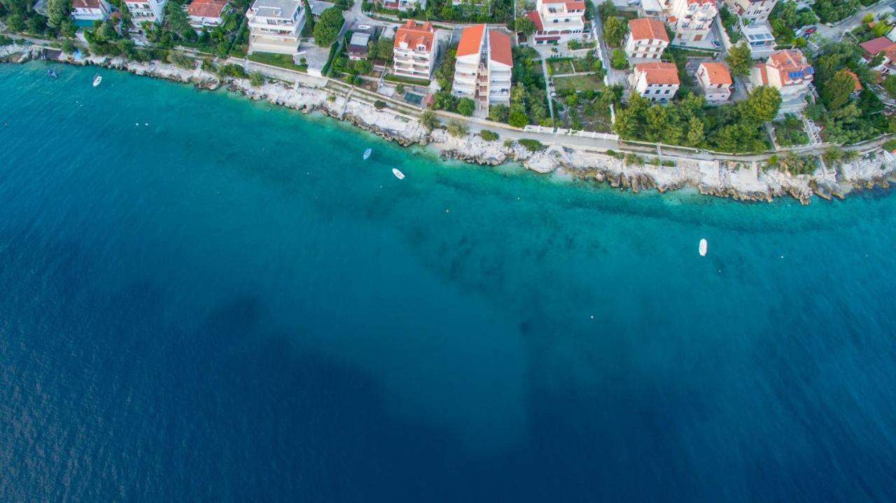 Holiday Home Olive Exclusive - 8 People, Heated Pool, Okrug Gornji, Sea View تروغير المظهر الخارجي الصورة